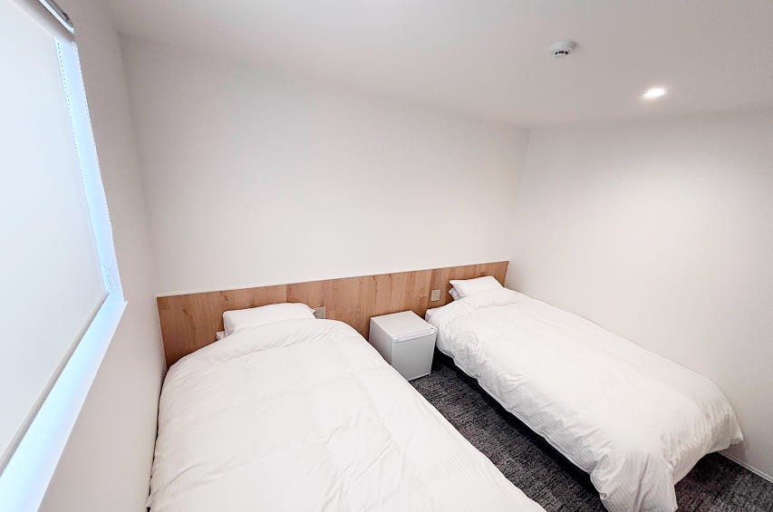 BPS HOTELS ツインルーム ベッドエリア